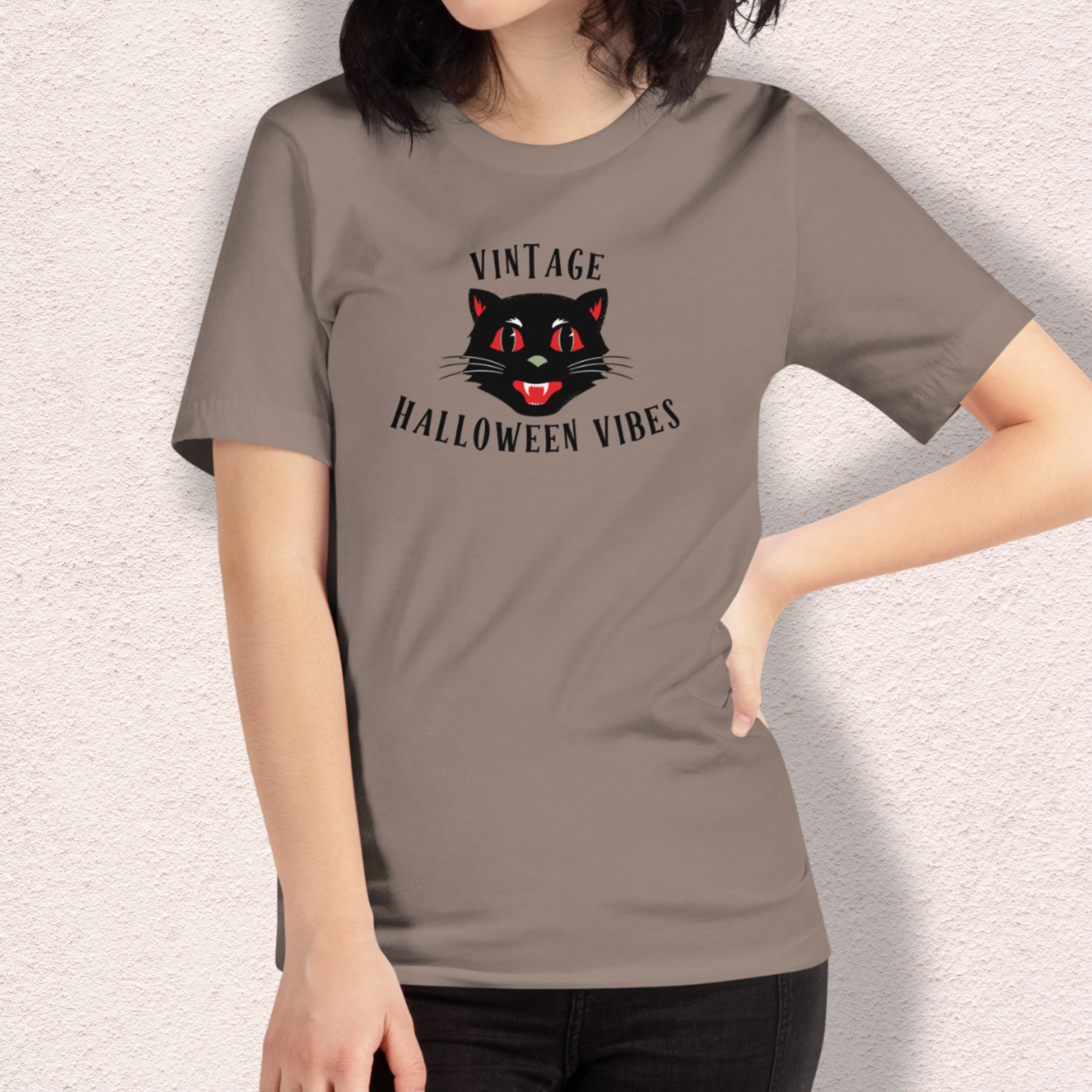 Vintage Halloween Vibes Tee | Unisex Retro Halloween Cat Graphic Shirt