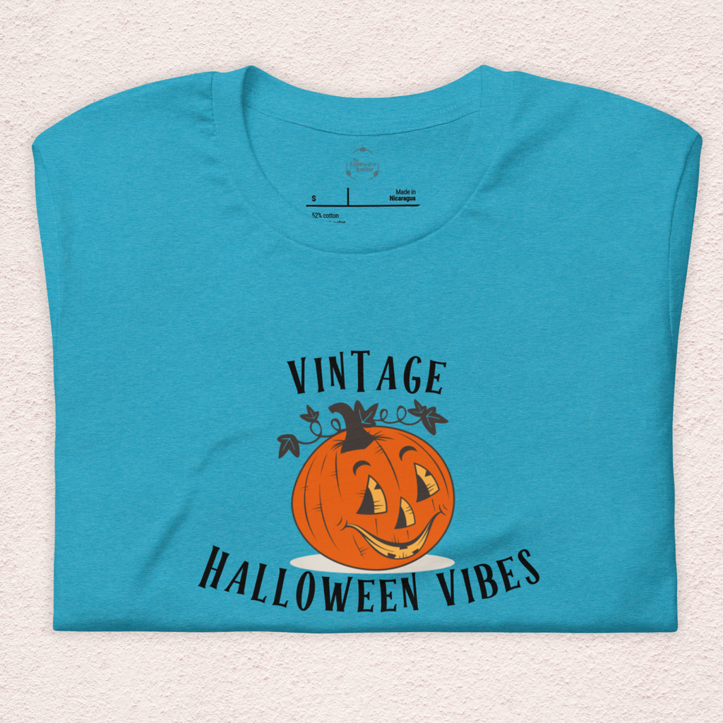 Vintage Halloween Vibes Tee | Unisex Retro Jack-O’-Lantern Graphic Shirt