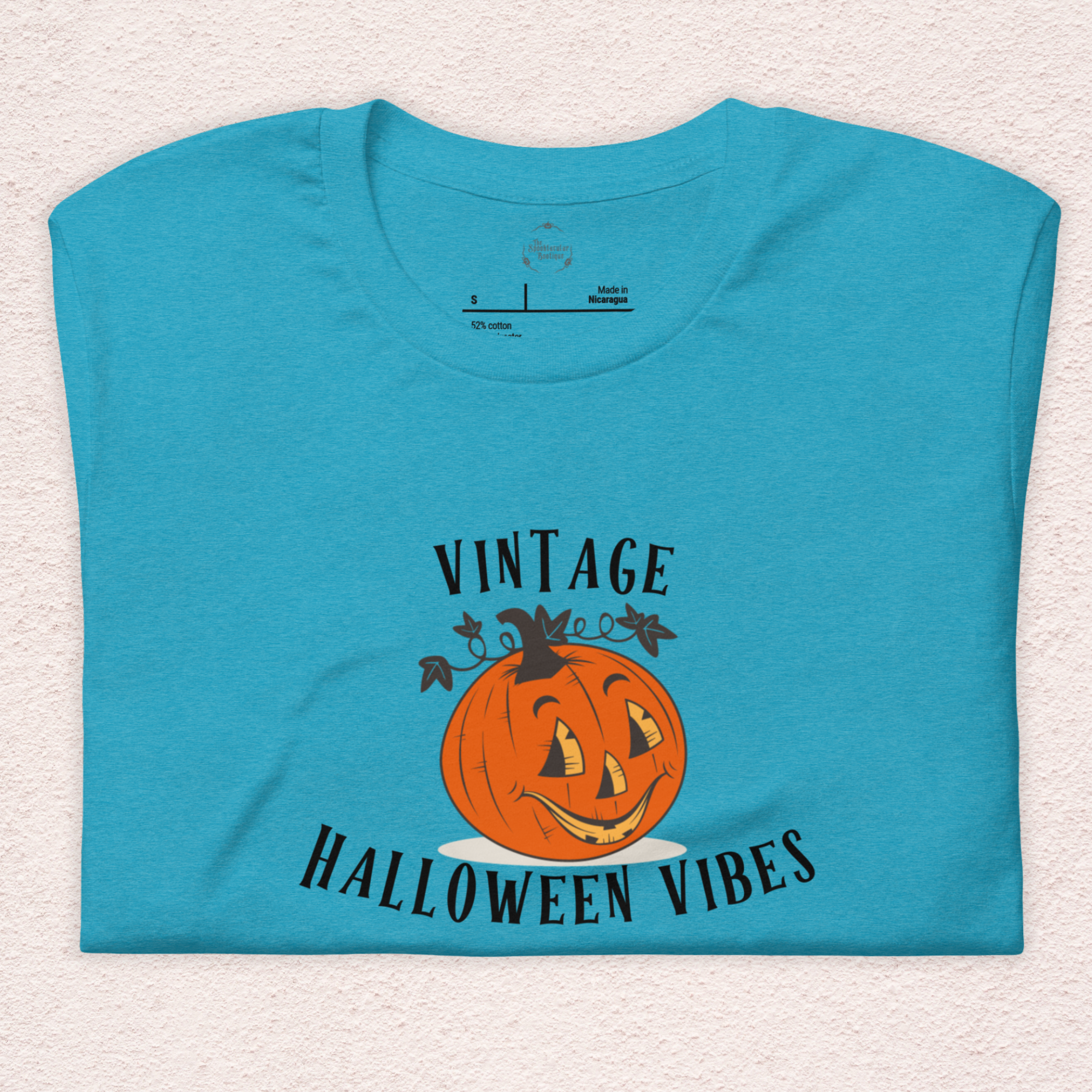 Vintage Halloween Vibes Tee | Unisex Retro Jack-O’-Lantern Graphic Shirt