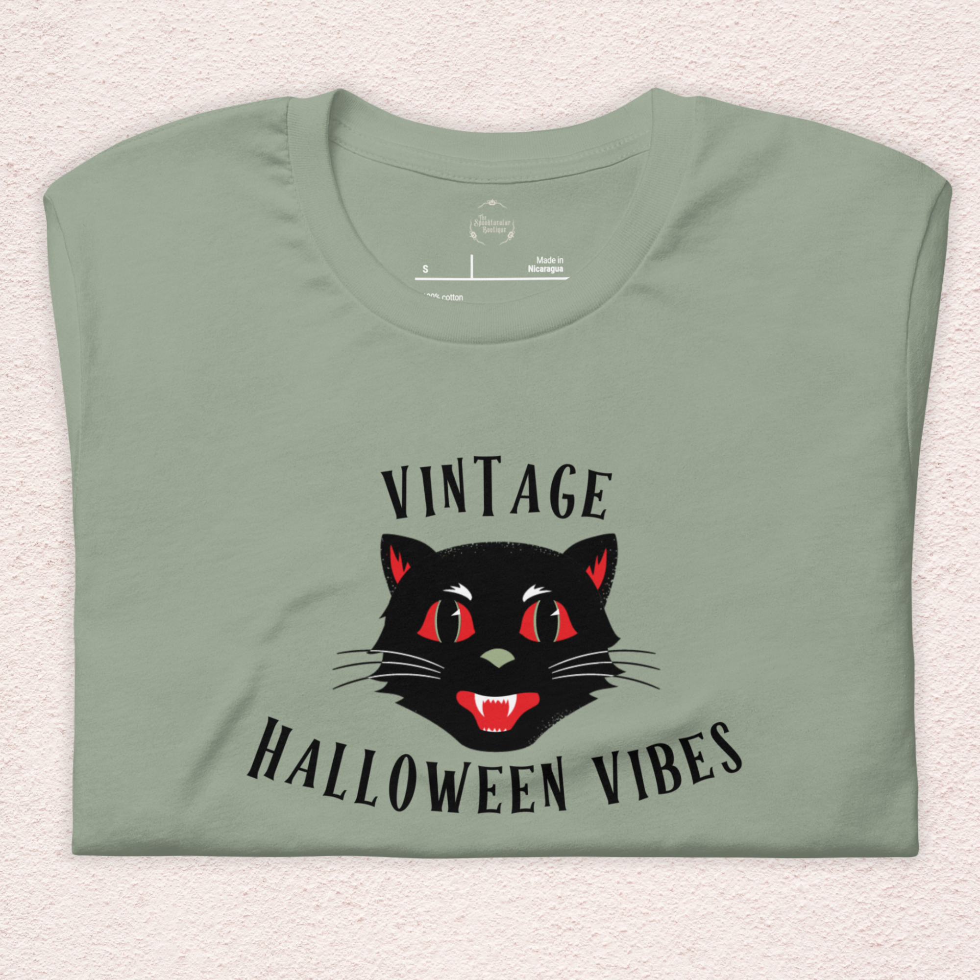 Vintage Halloween Vibes Tee | Unisex Retro Halloween Cat Graphic Shirt