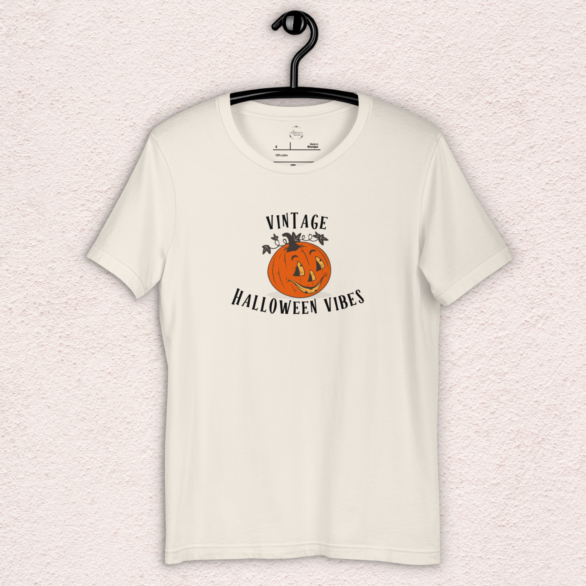Vintage Halloween Vibes Tee | Unisex Retro Jack-O’-Lantern Graphic Shirt