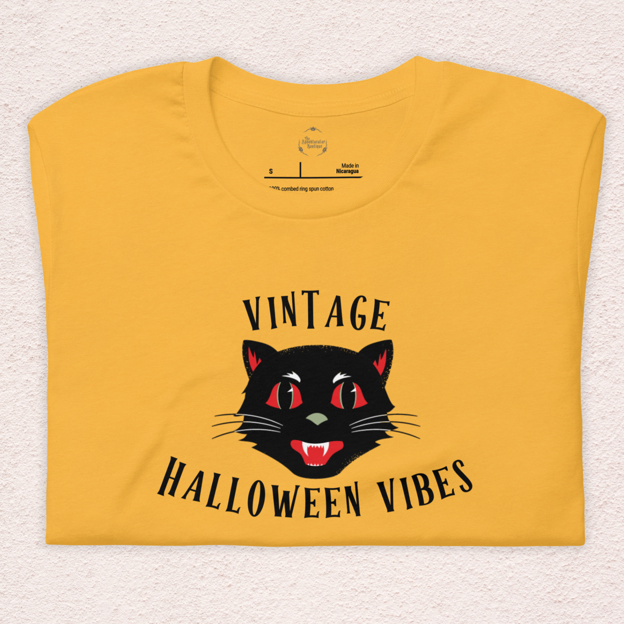 Vintage Halloween Vibes Tee | Unisex Retro Halloween Cat Graphic Shirt