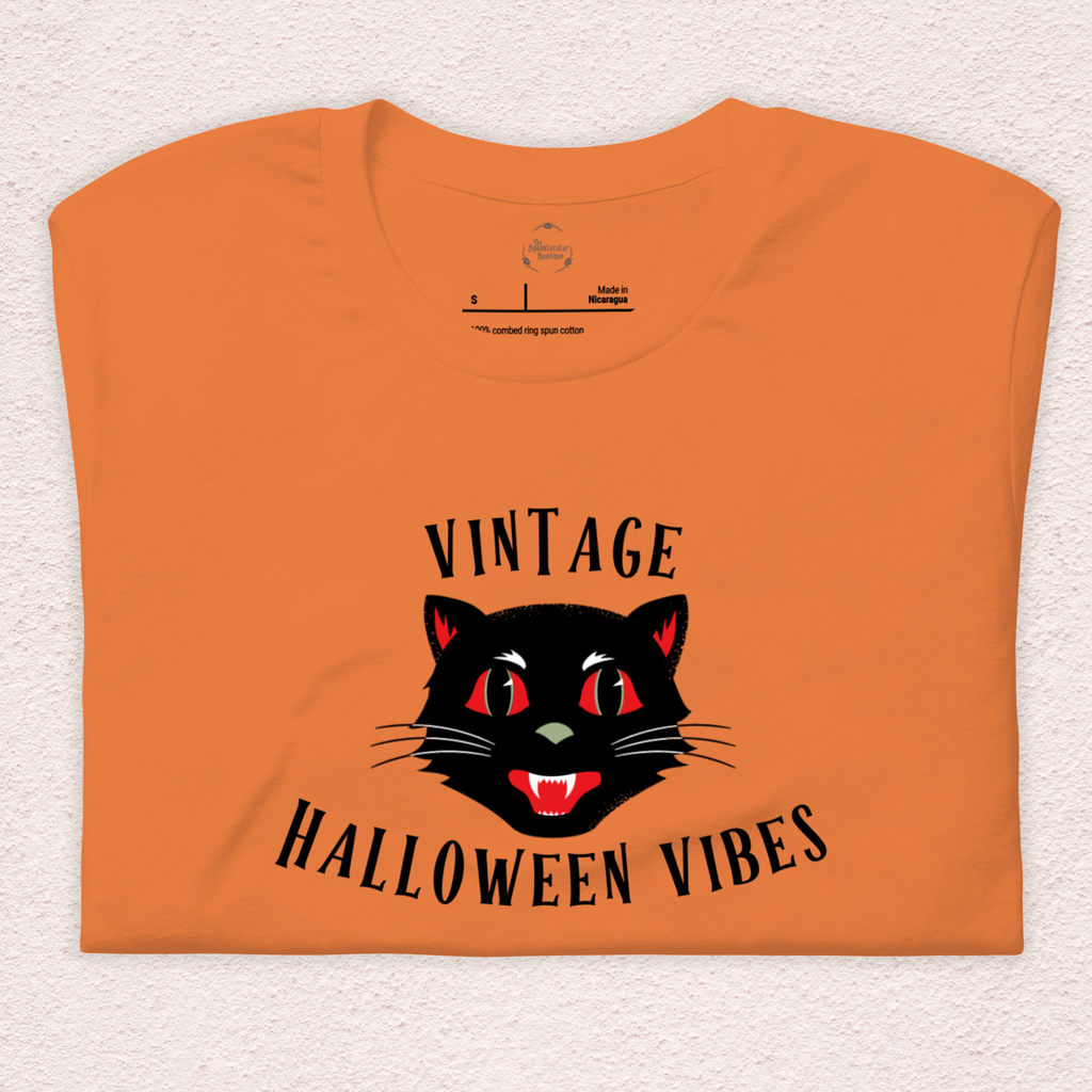 Vintage Halloween Vibes Tee | Unisex Retro Halloween Cat Graphic Shirt