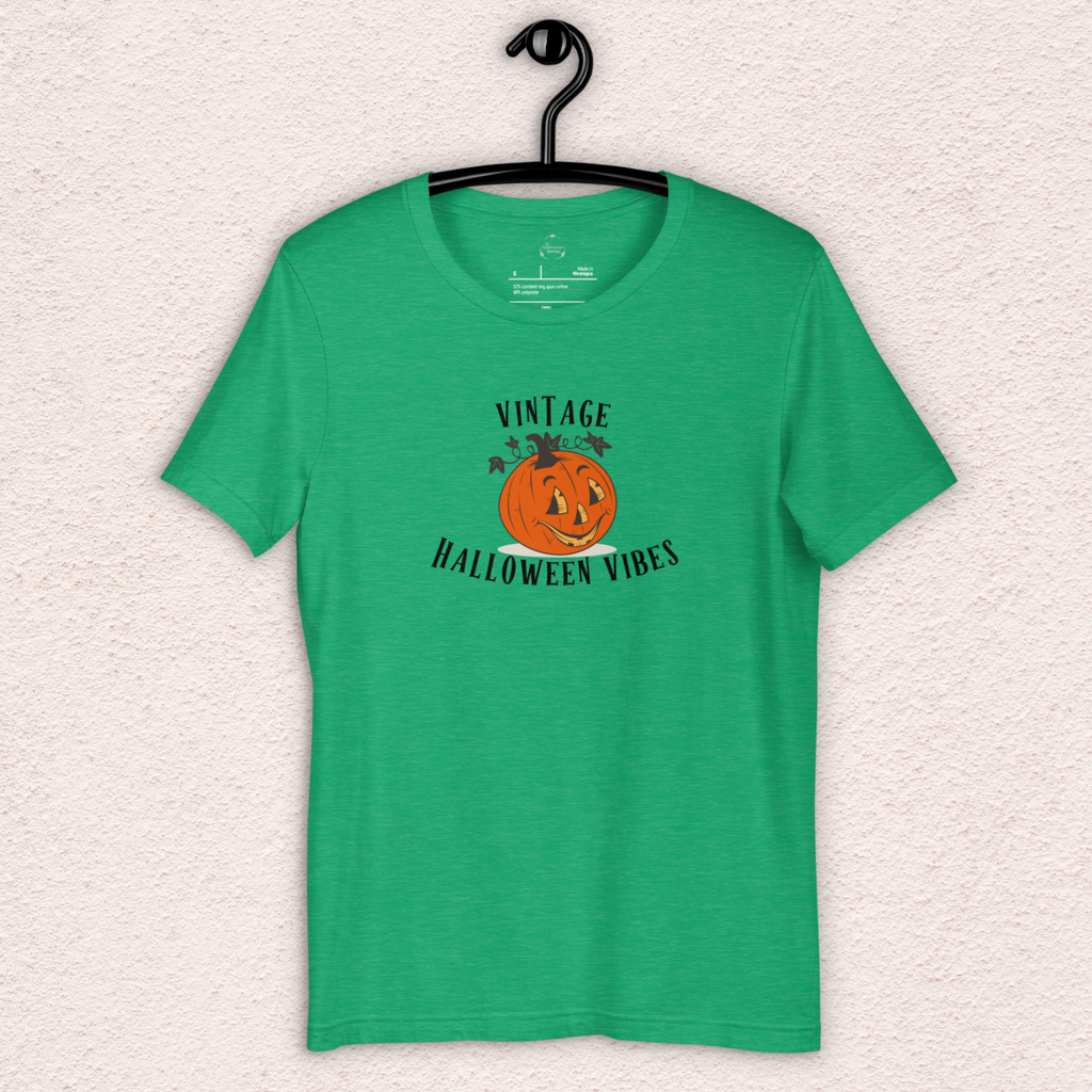 Vintage Halloween Vibes Tee | Unisex Retro Jack-O’-Lantern Graphic Shirt