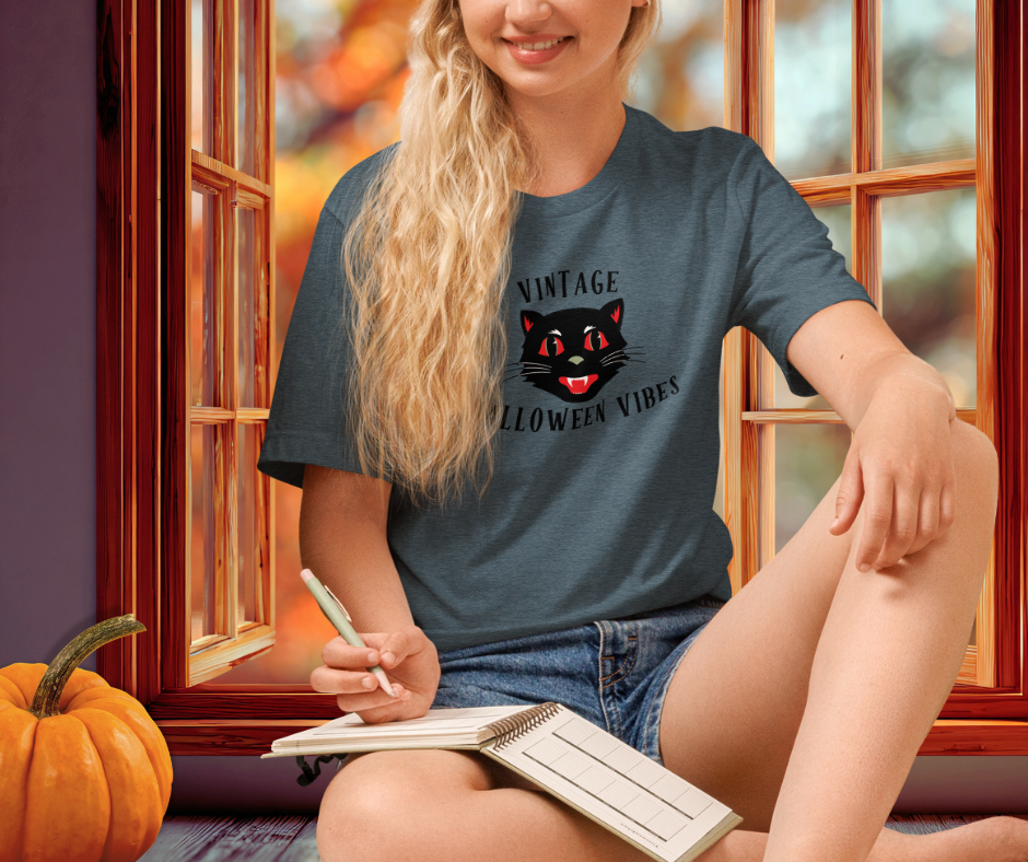 Vintage Halloween Vibes Tee | Unisex Retro Halloween Cat Graphic Shirt