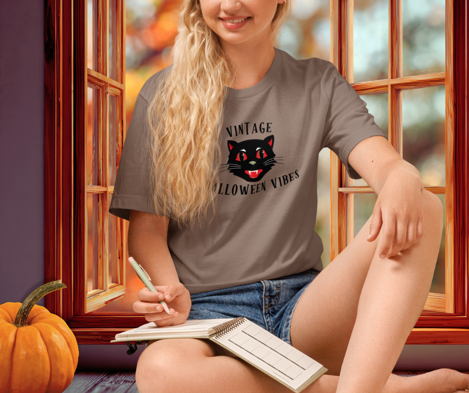 Vintage Halloween Vibes Tee | Unisex Retro Halloween Cat Graphic Shirt