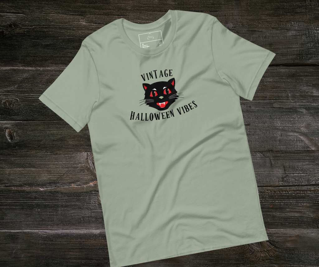 Vintage Halloween Vibes Tee | Unisex Retro Halloween Cat Graphic Shirt