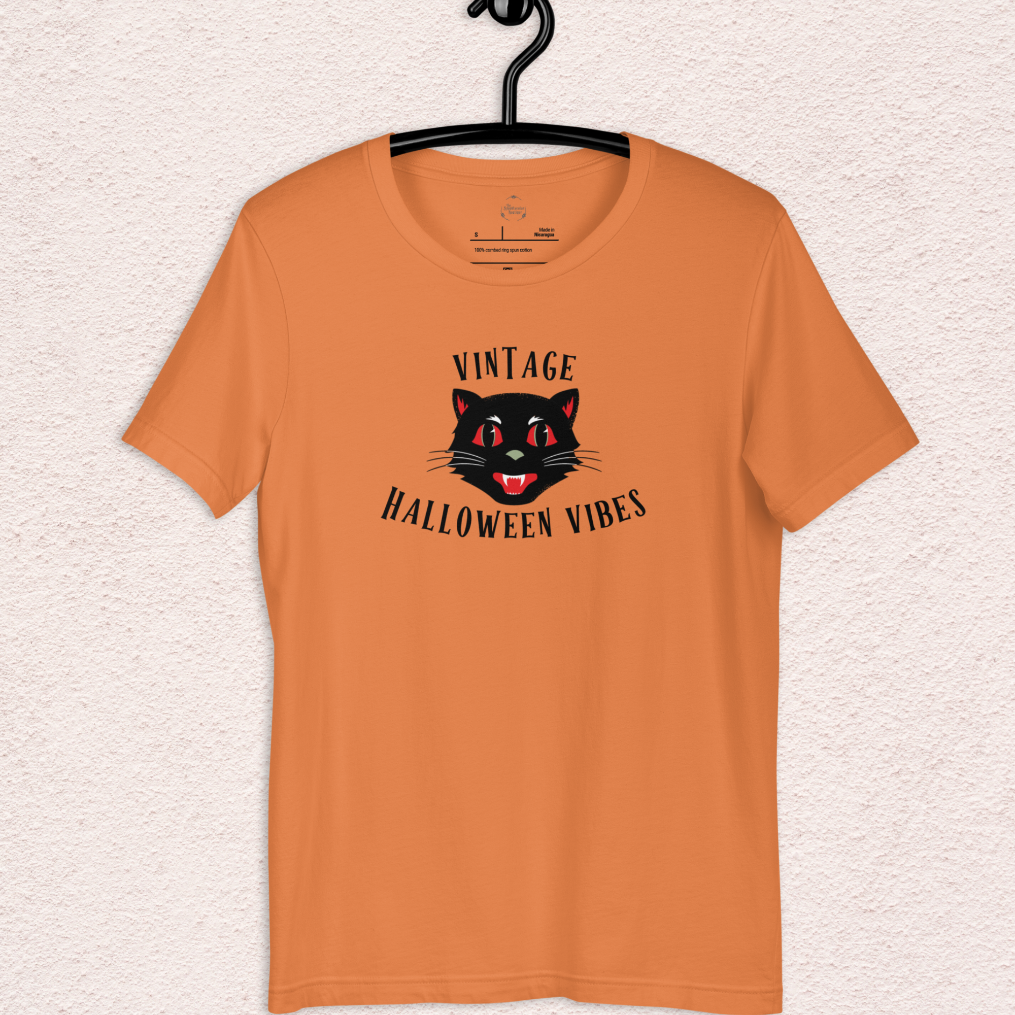 Vintage Halloween Vibes Tee | Unisex Retro Halloween Cat Graphic Shirt